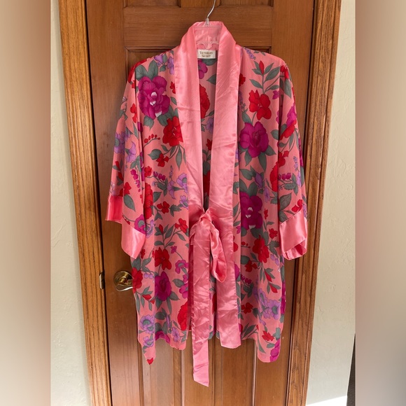 Victoria's Secret | Intimates & Sleepwear | Nwot Vintage 9 Victorias ...